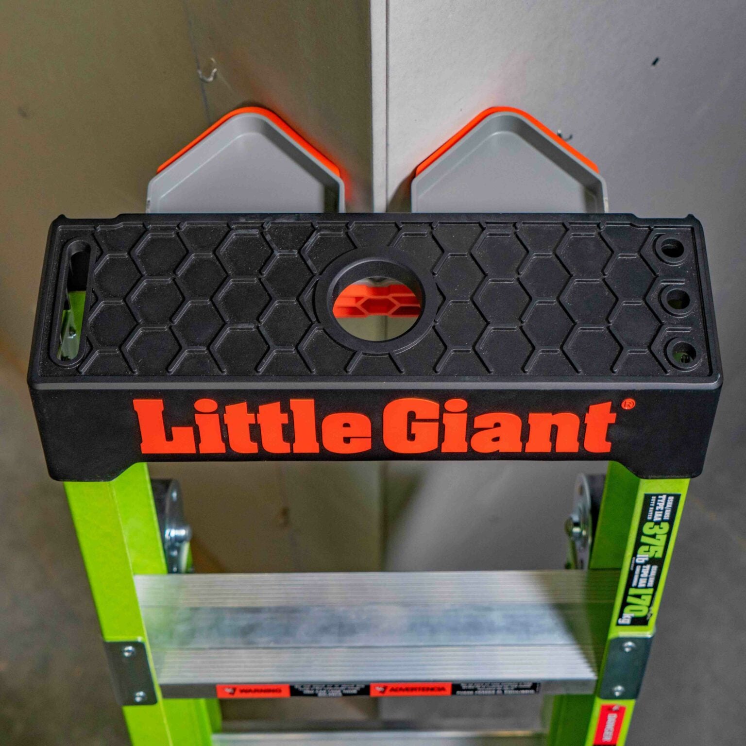 King Kombo Industrial Fibreglass 6 Tread Ladders