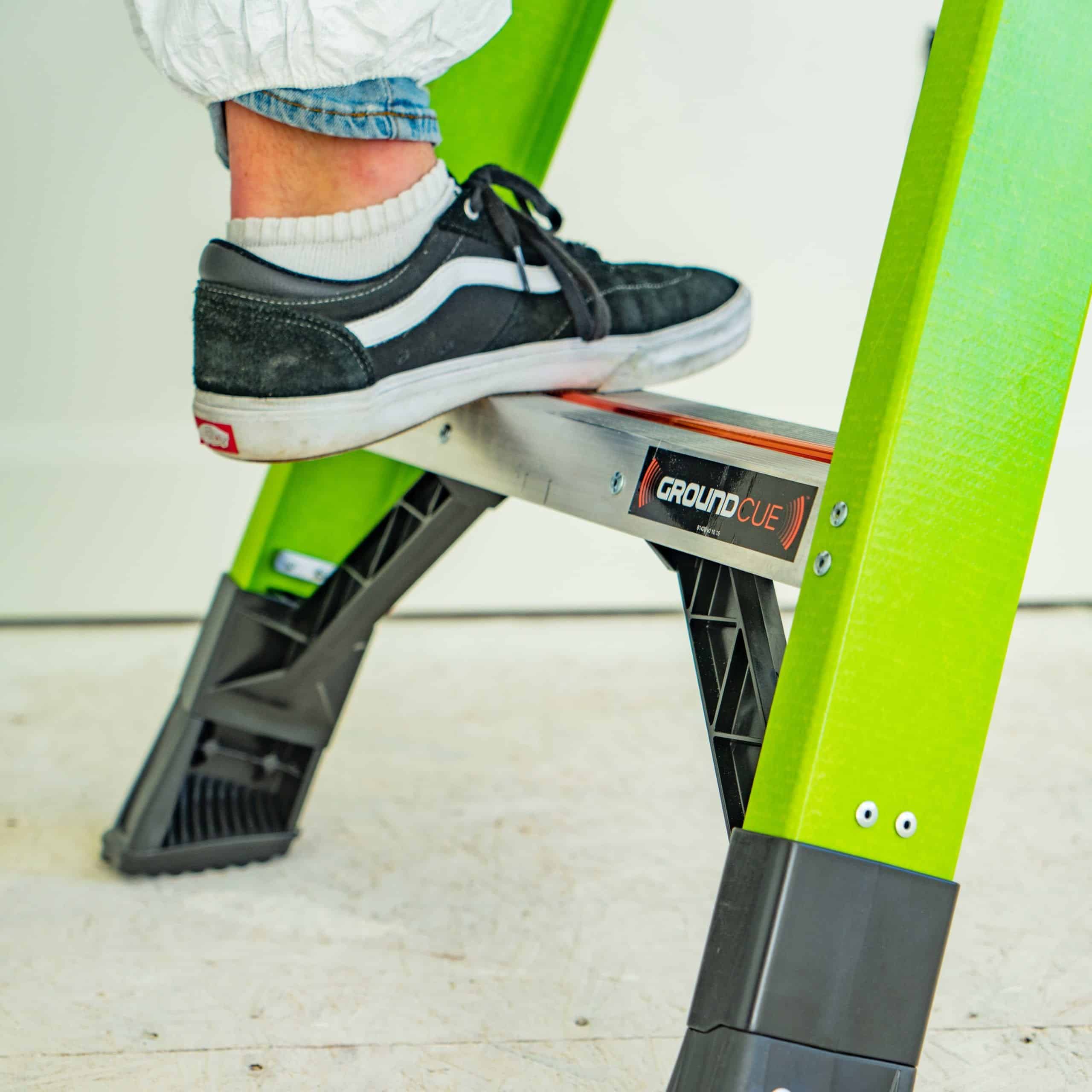 King Kombo Industrial Fibreglass 6 Tread Ladders