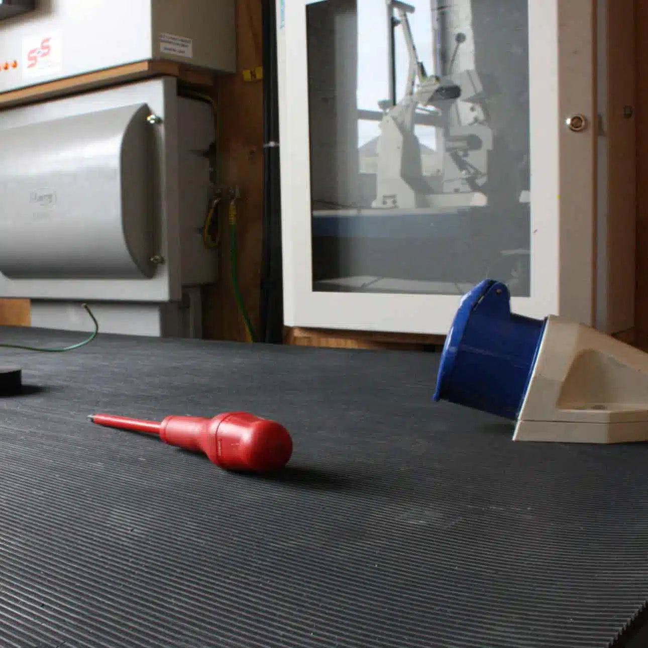 Rib Mat Electrical Safety Matting