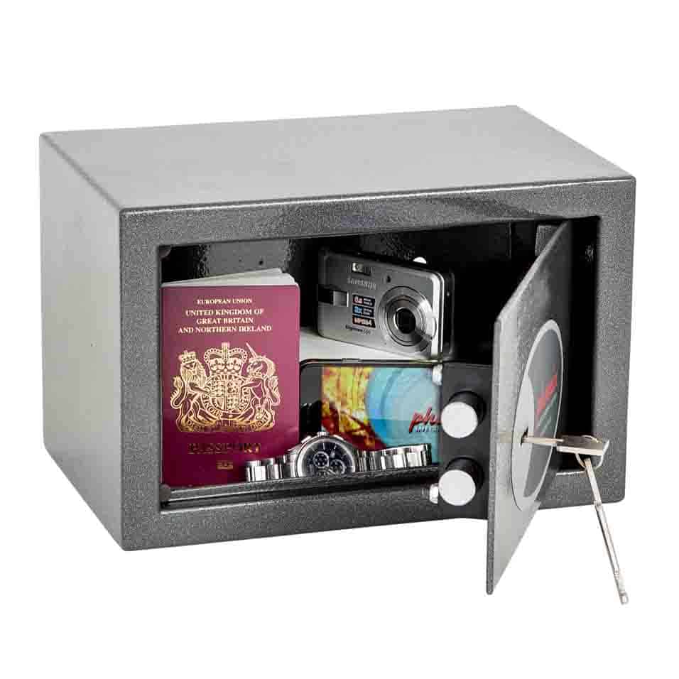 Vela SS0801K Safe With Key Lock