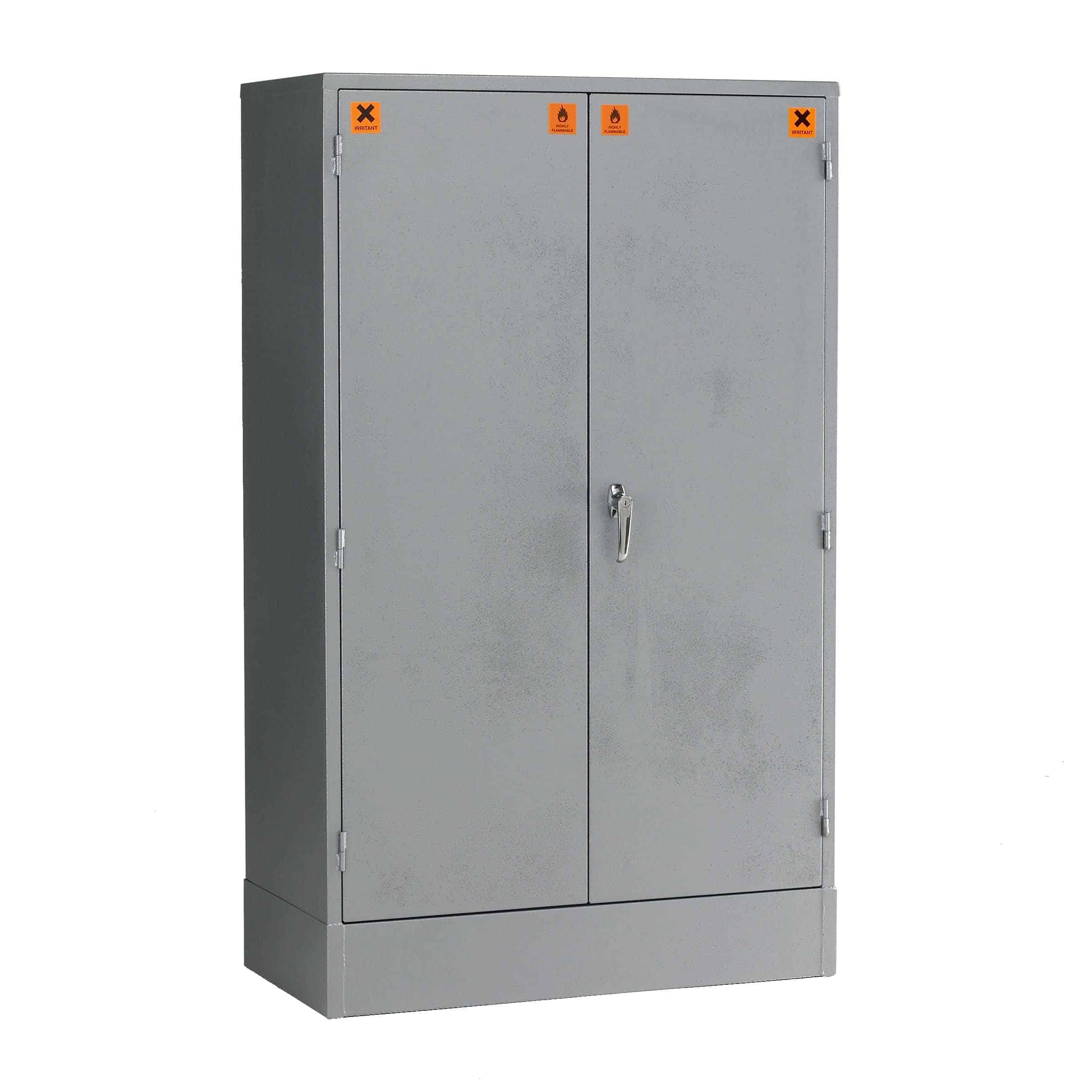 SU07C COSHH Storage Cabinets