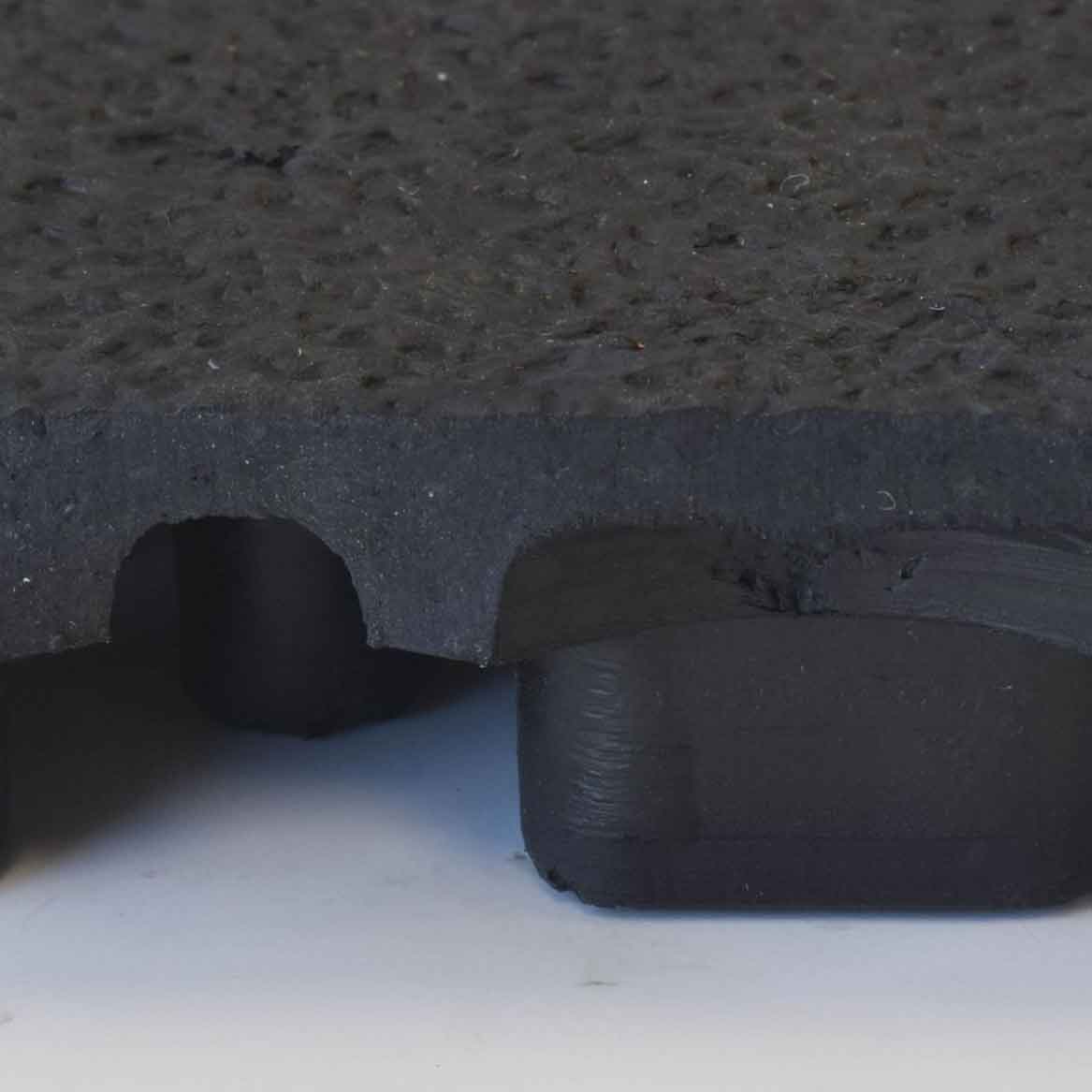 Cushion Link Solid Top Matting